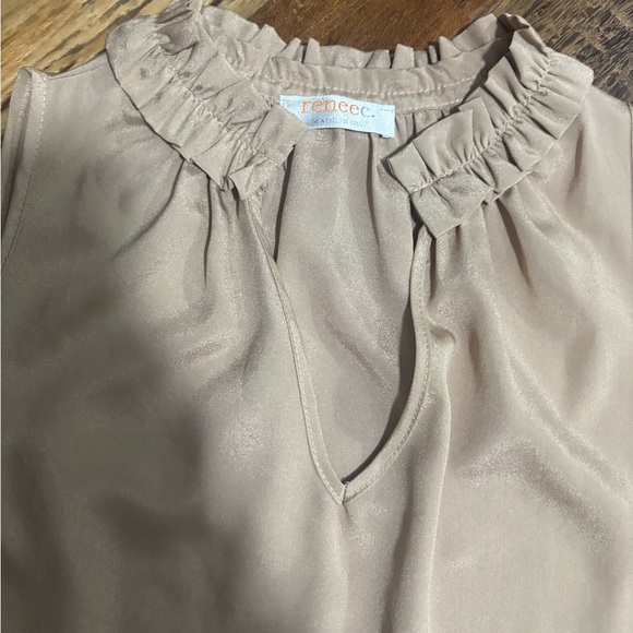 Women’s sleeveless top - Picture 2 of 4